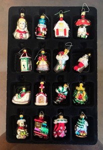 LR - Vintage Christmas Ornament Set Thomas Pacconi Classics (Lot of 16)