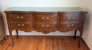 DR - Vintage Drexel Heritage French Provincial Louis XV Style Buffet