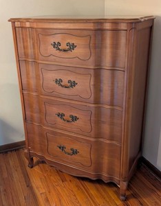 MB - French Provincial Dresser 4-Drawer Vintage Style