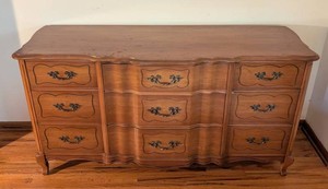 MB - Vintage French Provincial Dresser With Mirror