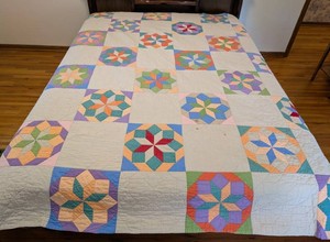 MB - Vintage Quilt - Handmade Prosper Patchwork Star Blocks