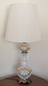 LR - Table Lamp - Vintage Painted Porcelain Floral Lamp
