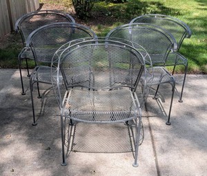G - Vintage Metal Patio Chairs (Lot of 4)