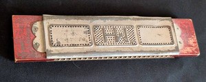 LR - Vintage Harmonica Hohner Marine Band Tremolo