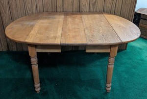 LL - Wood Dining Table with Turned Legs