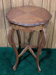 LL - Vintage Wood Side Table Scalloped Top Carved Legs