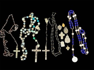 Vintage Catholic Rosaries & Pendants Mixed Lot