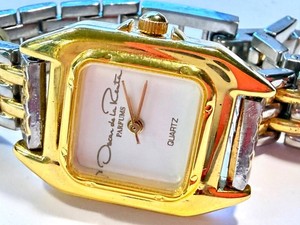 Vintage Watch - Oscar De La Renta Parfums Quartz