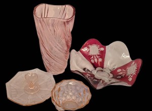D - Pink Glass Vanity Dish Set Lenox Crimson Splendor & Pink Swirl Vase Mixed Lot