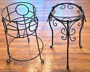 D - Plant Stands - Black Metal (Lot of 2)