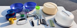 Lot of Kitchen Storage Food Containers, Bowls, Cake Carriers, Knives & Other Miscellaneous