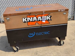 KNAACK STEEL JOB BOX