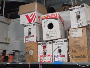 WHOLE SHELF COATED WIRE INCLUDING PARTIAL BOXES OF 18 GAUGE