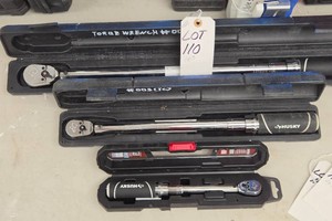 TORQUE WRENCHES