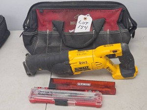 DeWALT 20v CORDLESS VARIABLE SPEED RECIPROCATING SAW