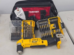 DeWALT CORDLESS RIGHT ANGLE DRILL WITH TWO BIT KITS - LOOKS LIKE NEW