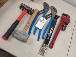 HAND TOOL ESSENTIALS LOT