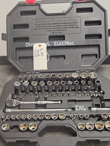 HUSKY 38 SOCKET SET