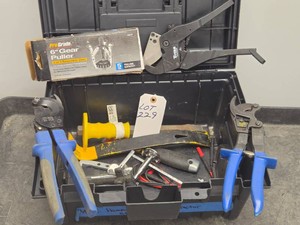 ASSORTMENT ELECTRICAL SPECIALTY HAND TOOLS