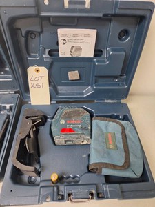 BOSCH GLL50 SELF LEVELING CROSS-LINE LASER
