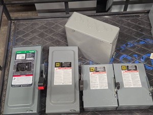 SQUARE D &amp SCHNEIDER SAFETY SWITCHES - BRAND NEW