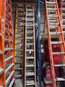 ONE 24 FT WERNER EXTENSION LADDER