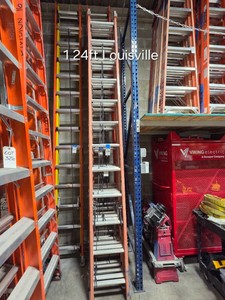 ONE 24 FT LOUISVILLE EXTENSION LADDER