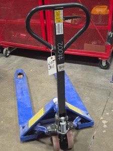 3800 LB CAPACITY HYDRAULIC PALLET TRUCK