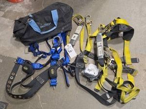 SAFETY HARNESS
