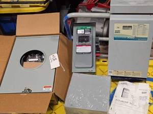 SAFETY SWITCH AND JUNCTION BOX - NEW IN BOXES