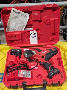 MILWAUKEE CORDLESS CABLE CUTTER