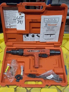 RAMSET VIPER FASTENING TOOL