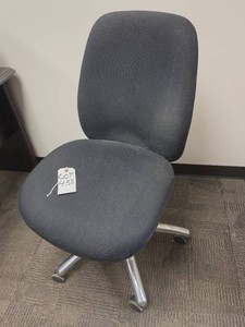 ARMLESS DESK CHAIR