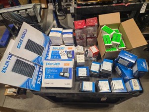 SMART THINGS - NEW IN BOXES