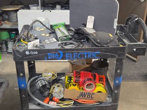 EVERYTHING ON THE CART
