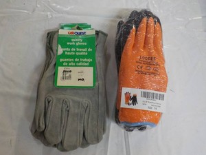 CarQuest Work Gloves and 2 pair Wat...