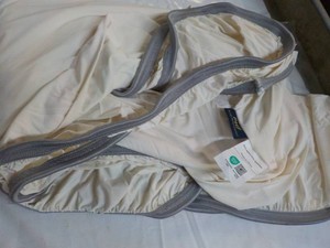 Twin Size Nylon Spandex Fitted Shee...
