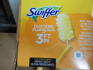 2 Swiffer 3 ft Dusters with extra d...