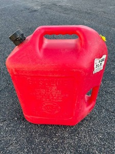 Blitz 6-Gallon Plastic Gasoline Container (Empty)