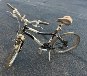 SPECIALIZED Expedition Comfort Bike with Shimano Gearing & 26-inch Wheels