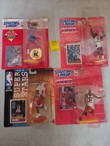 4 STARTING LINEUP BASKETBALL PLAYER ACTION FIGURES - NEW IN PACKAGE&nbsp