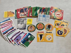 JUST FOR FUN LOT OF SPORTS PAPER COLLECTIBLES