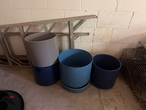 Four Planters 13 and 15
