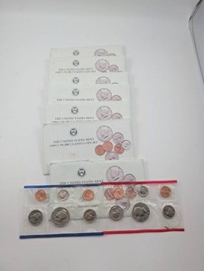 1989 United States Mint Uncirculated Coin Sets Mixed Lot