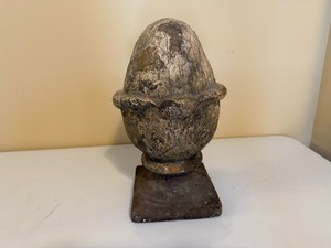 Concrete-Look Acorn Style Garden Decor