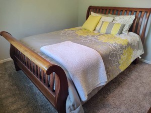 Queen Sized Sleigh Bed wDecorative Bedding Set