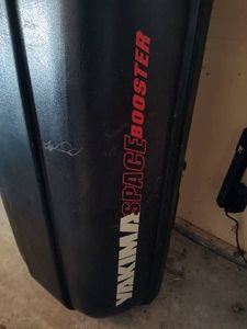 Yakima Space Booster - Roof Box Cargo Holder