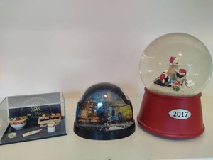 Reutter Dollhouse Miniature Set & Snowglobes