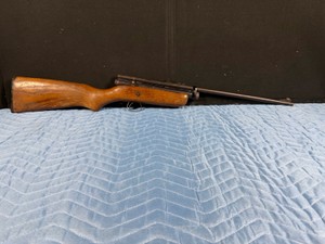 Crosman 180 Pellgun .22 Cal Pellet Gun