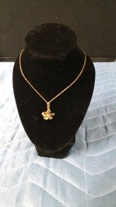 14k gold Flower Pendant
